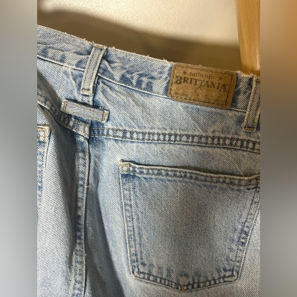 Brittania vintage size 4/6 pleated denim cut hem
427 - Picture 4 of 16